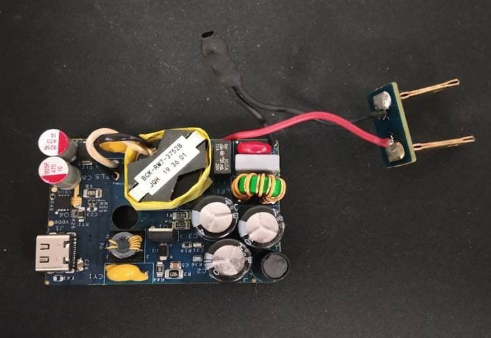 VD_USB_PAG_18W_ADAPTER