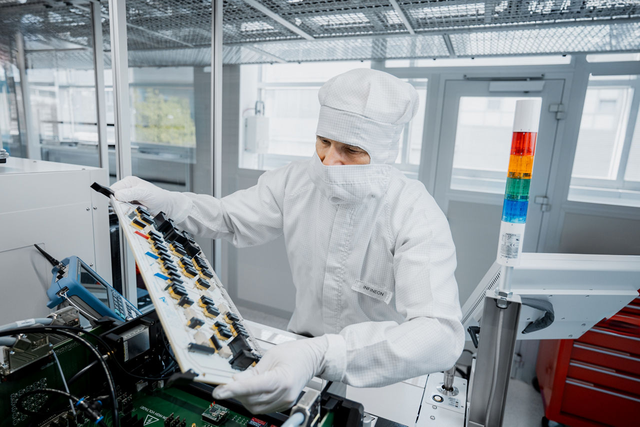 Einblicke in die Tätigkeiten der Instandhaltung in unserer Fertigung