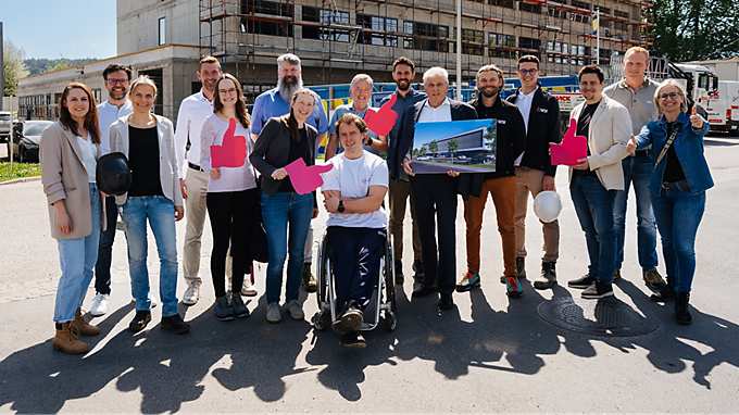 Group picture apprentice campus