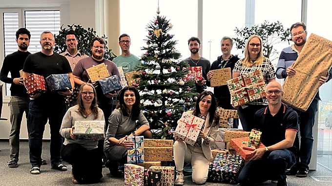 Present giving Christmas wish tree in Linz