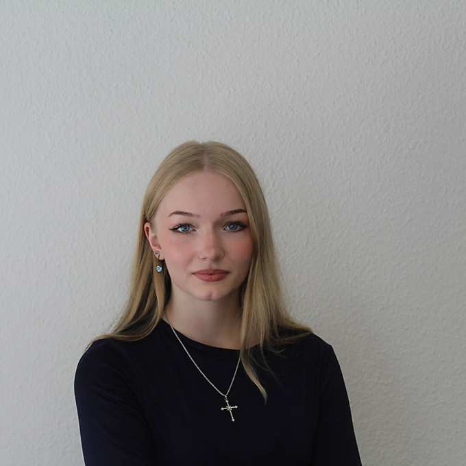 Elisa, Auszubildende zur Mechatronikerin in Warstein