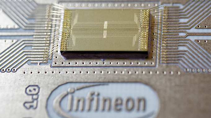 Infineon ion trap