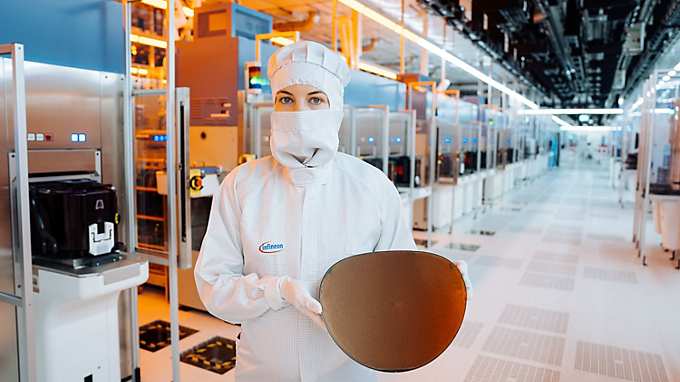 Ultra-thin 20-micrometer power semiconductor wafer