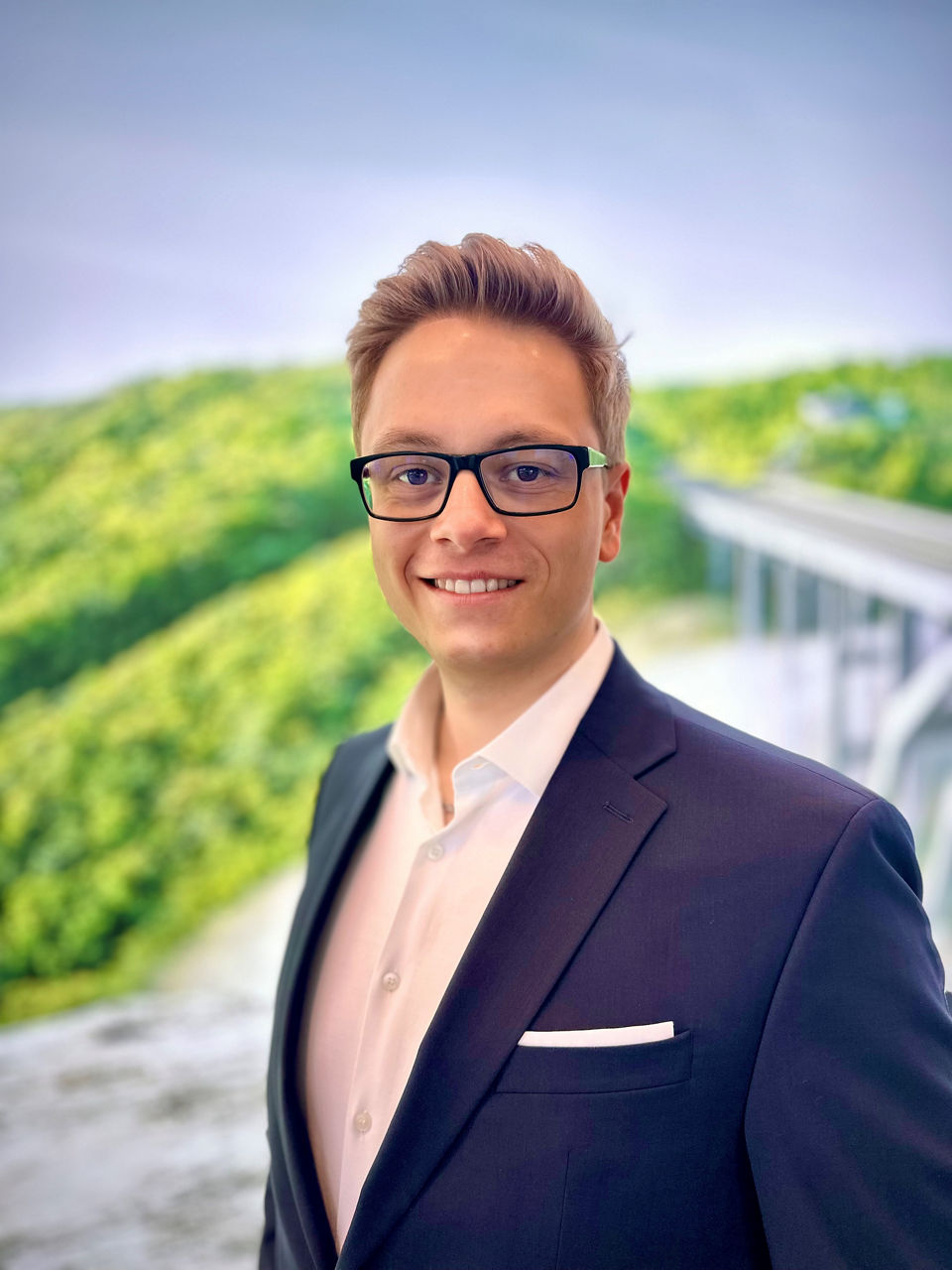 配電Chiow Yew Seng