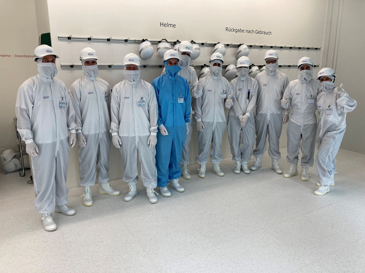 Cleanroom tour
