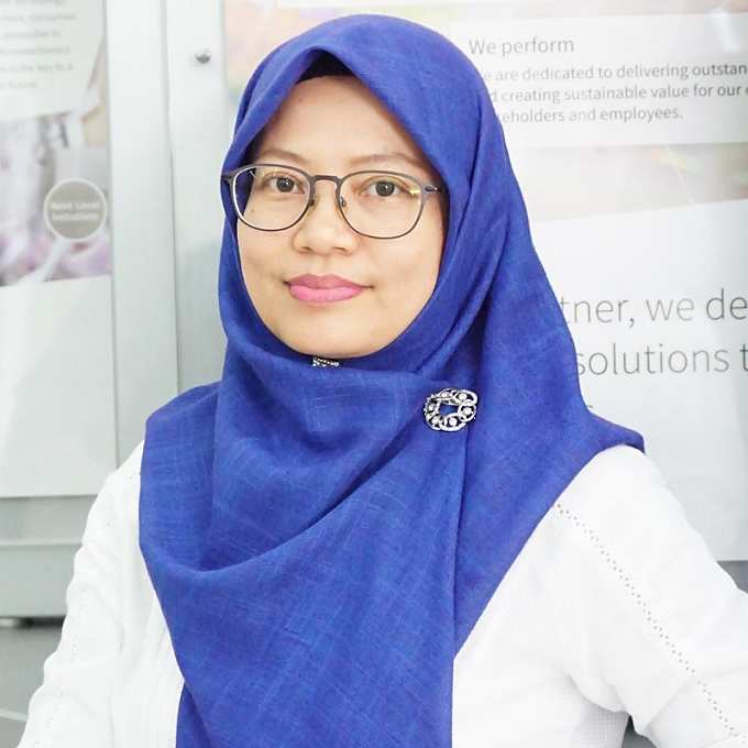  Emawati, Manager Talent Network