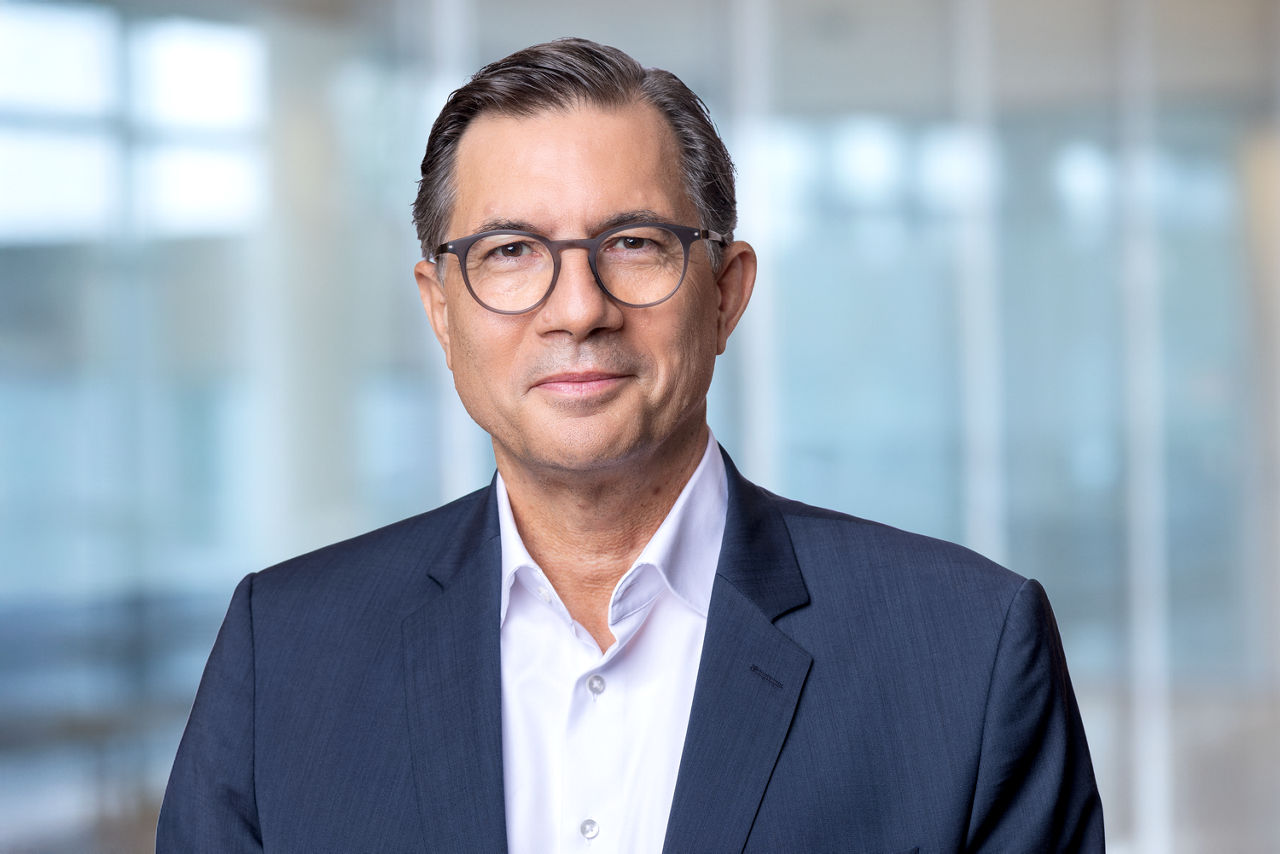 Dr. Sven Schneider