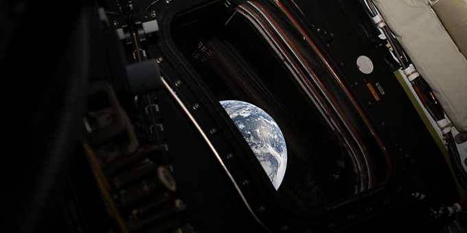 Blick aus der Orion-Kapsel