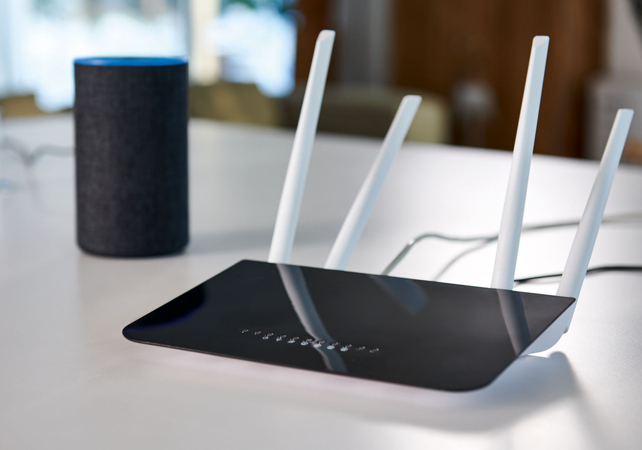 smart-home-smart-speaker-