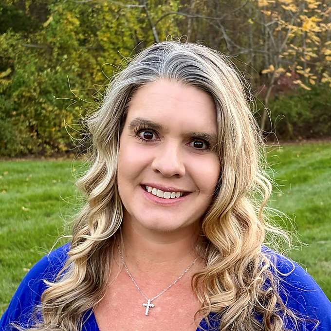 Julie, AI Module Marketing Manager 