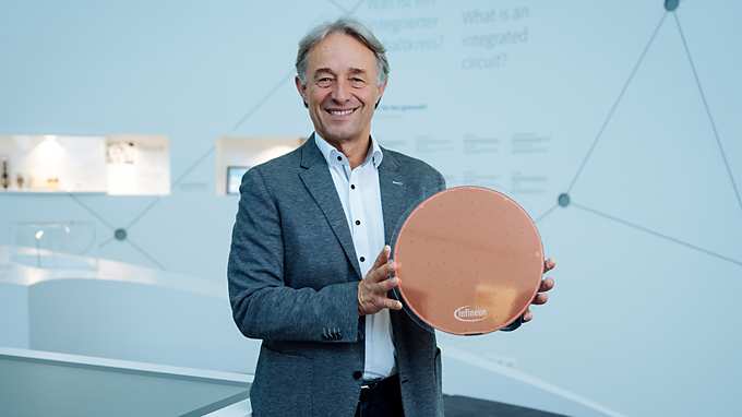 Thomas Reisinger with Infineons ultra-thin silicon power wafer