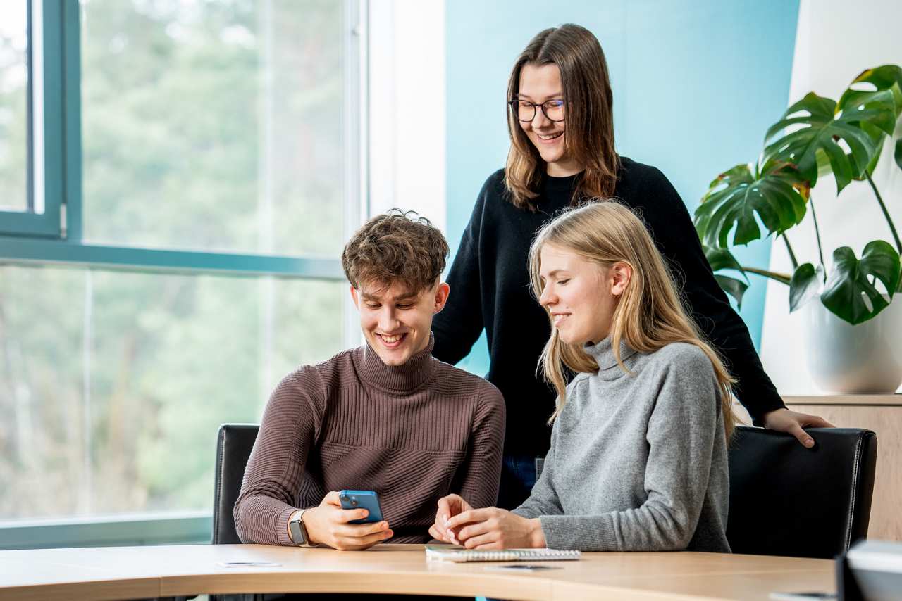 Discover Infineon from a new perspective. Find exclusive behind-the-scenes, career journeys, cutting edge innovation & more. Don't miss out!