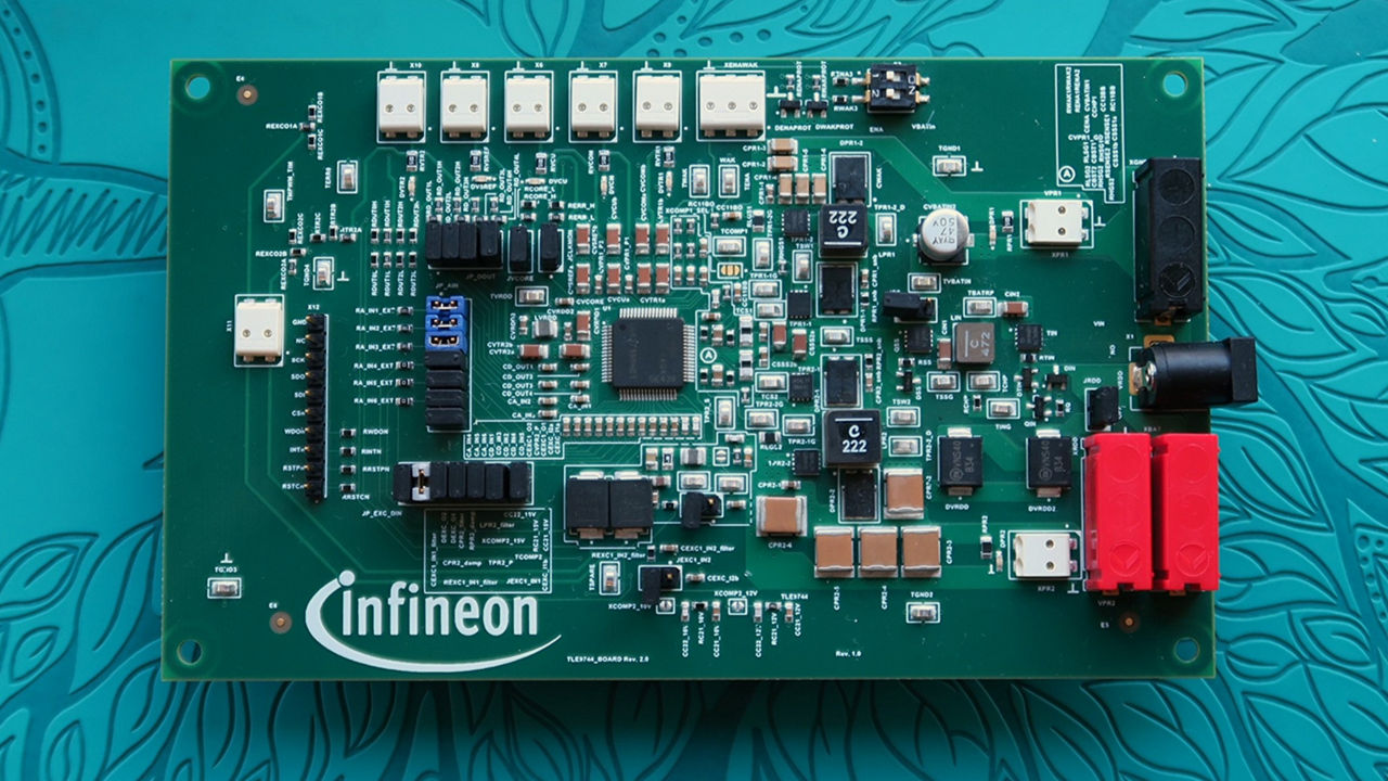 TLE9744_BOARD