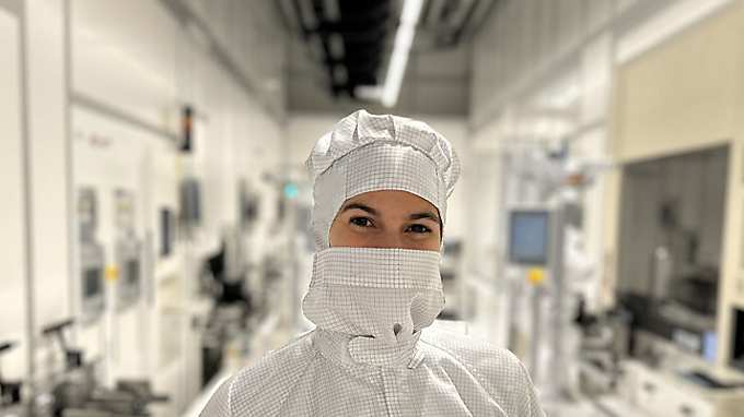 Infineon Wafer With Quantum Ion Trap Chips