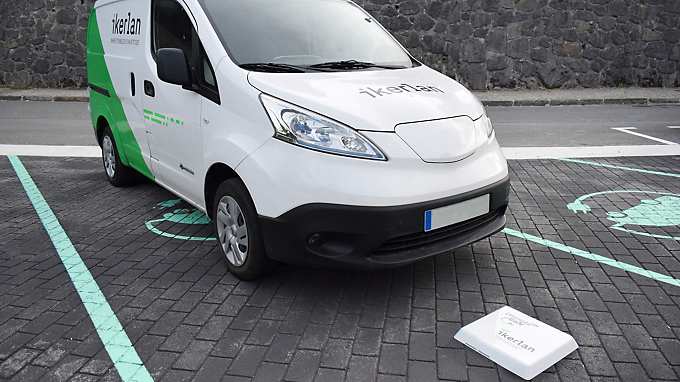 Wireless charger e-mobility
