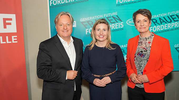 Women's advancement award